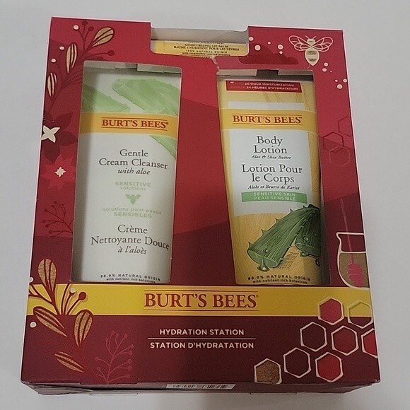 BERT'S BEES Hydration Station Cleanser, Lotion, and Lip Balm 3 Pc. Gift Set - Picture 1 of 4
